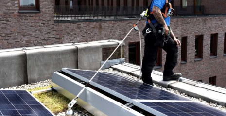 Dachabsturz&shysicherungs&shy;systeme